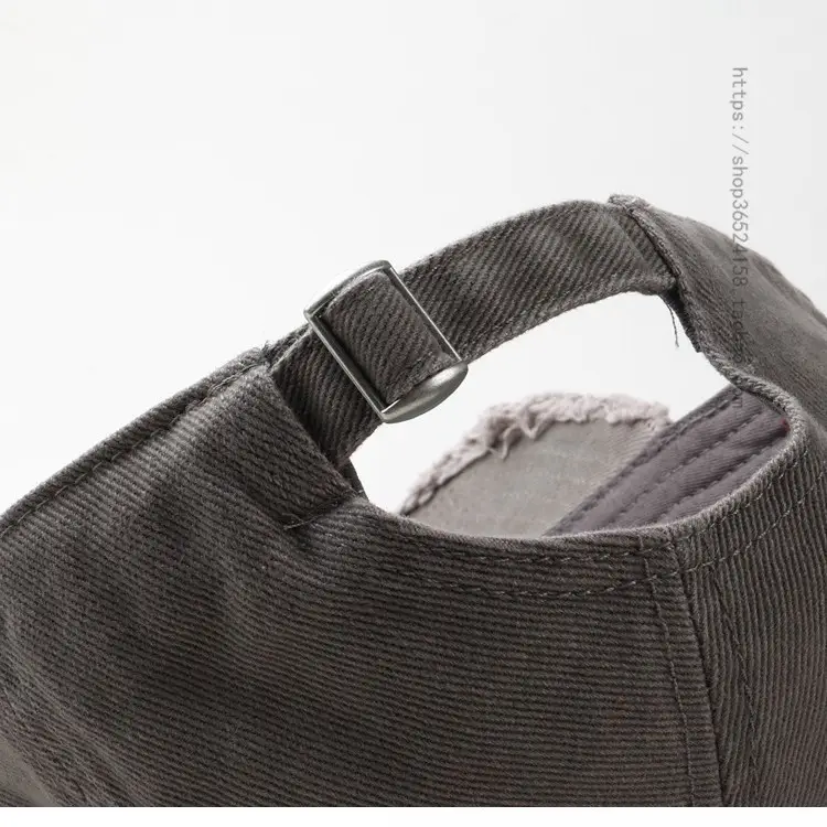 Men's Brown Peaked Cap with Light Bristle