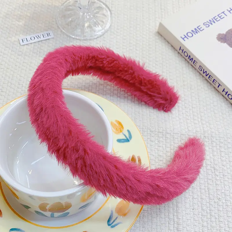 Furry Plush Headband for Women Winter Warm Hairpin - Image 10