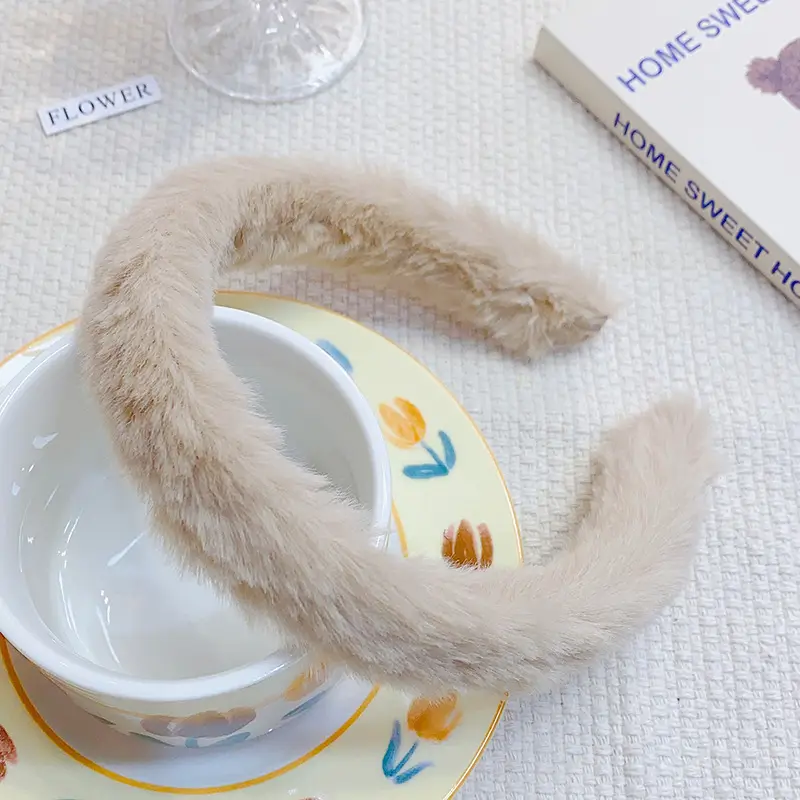 Furry Plush Headband for Women Winter Warm Hairpin - Image 8