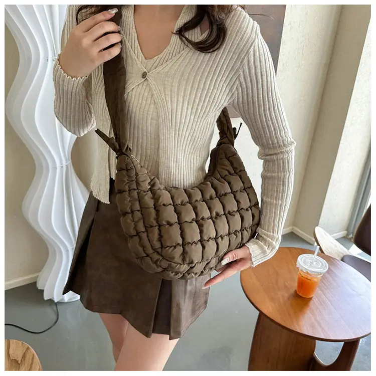 Women Pleated Shoulder Bag Brown 2023 — feature 12