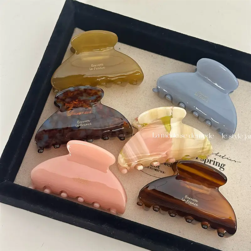 Back of Head Shark Clip for Women, Sweet & Elegant Hairpin — feature 1