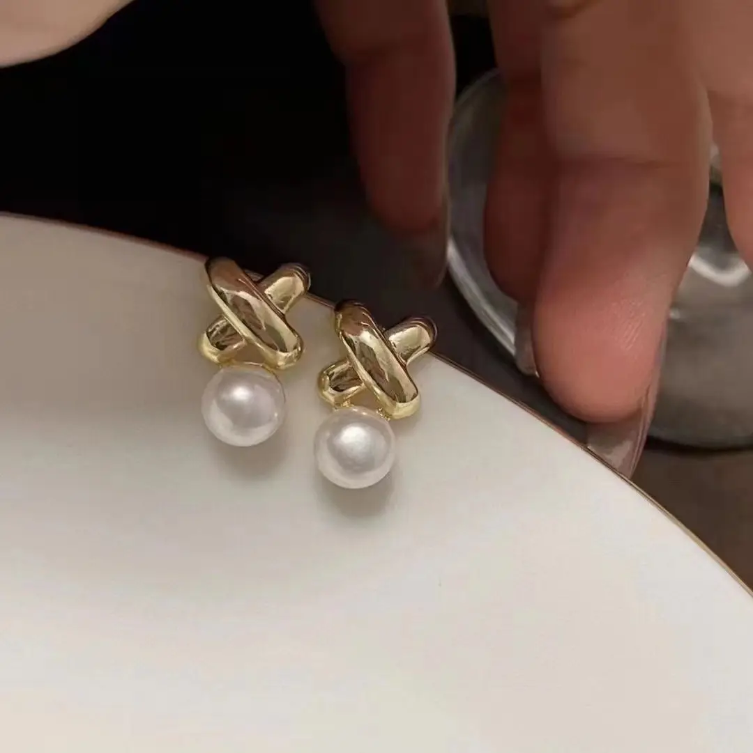 Dan Tao Cross Pearl Earrings Gold Plated 925 Silver