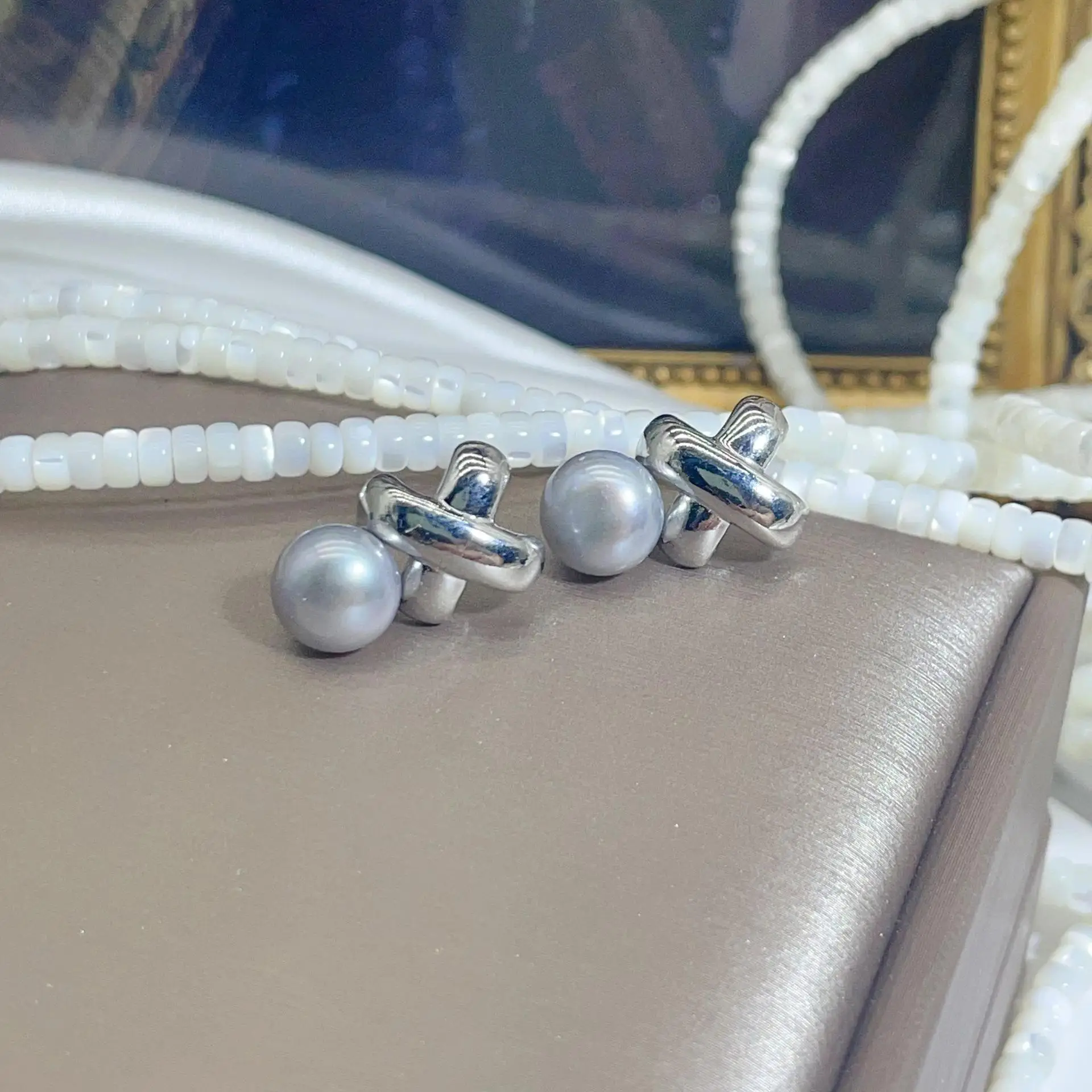 Dan Tao Cross Pearl Earrings Gold Plated 925 Silver — feature 15