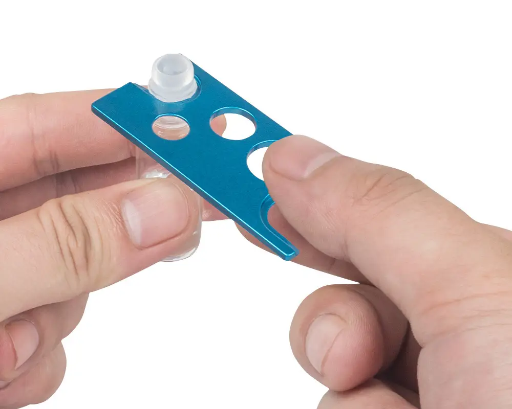 Aluminum Alloy Bottle Opener with 3 Pockets — feature 3