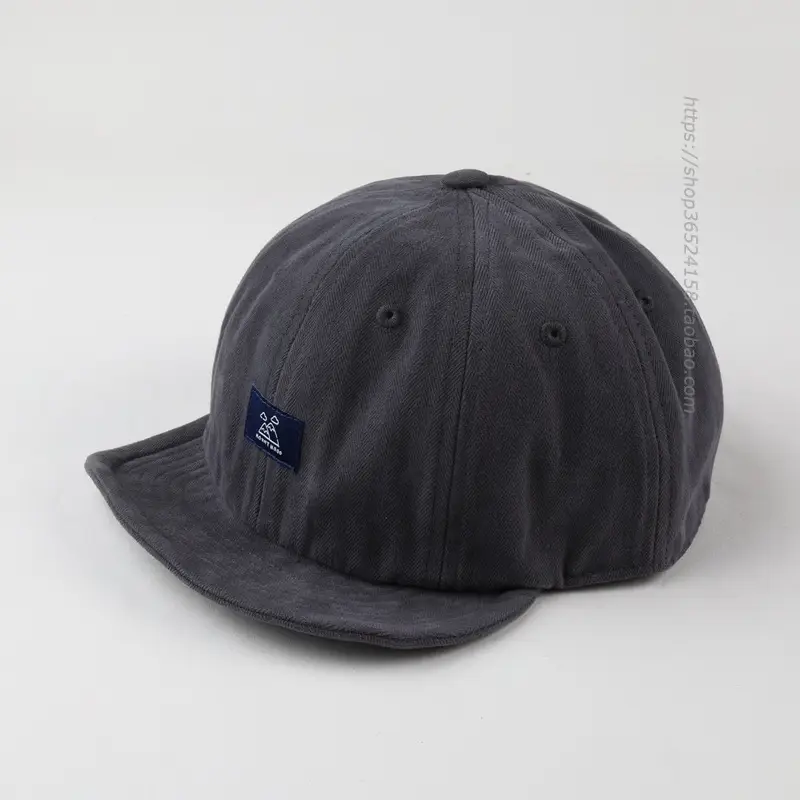 Men's Japanese Style Sun-Proof Peaked Cap with Blue Logo — feature 8