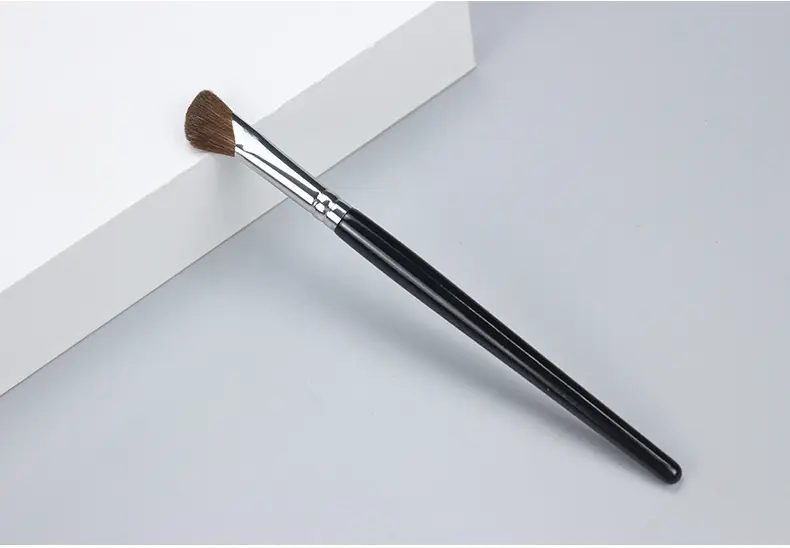 Sickle Nose Brush Small Horse Hair Oblique Repair — feature 44