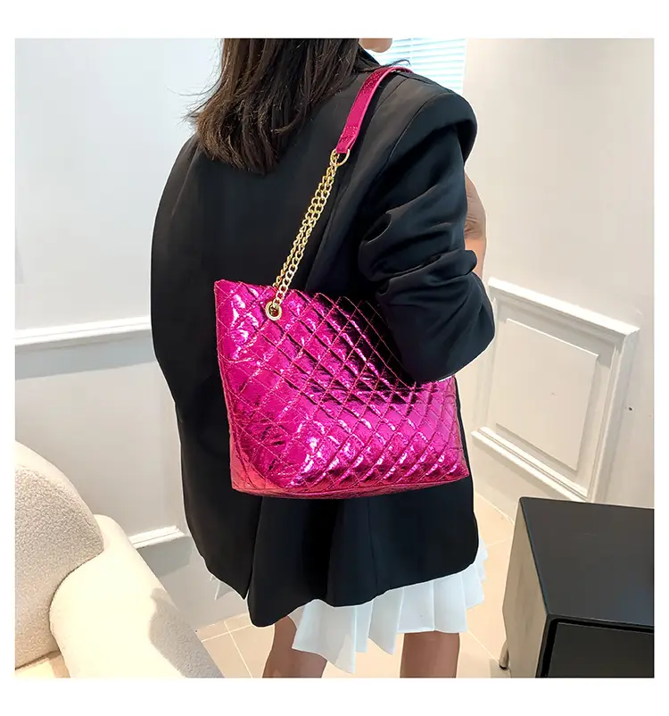 Green Velvet Rhombus Embroidery Shoulder Tote Bag — feature 19