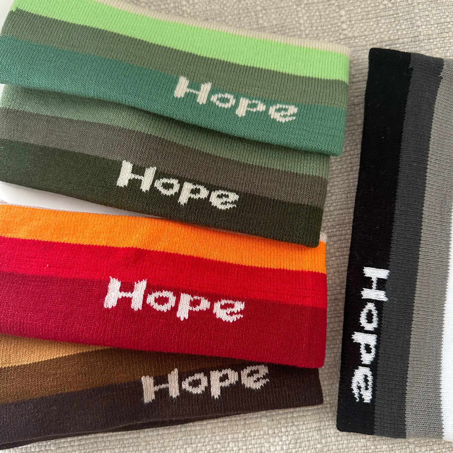 Green Knitted Hair Band with Hope Print — feature 9