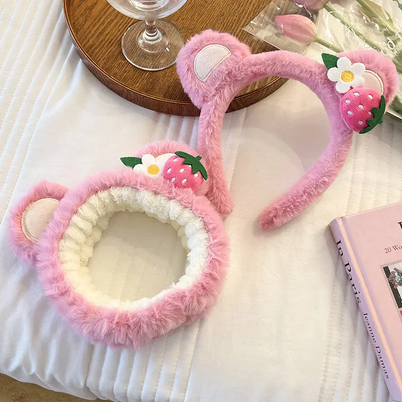 Pink Bear Face Wash Hair Hoop Women's Plush Set - Image 18