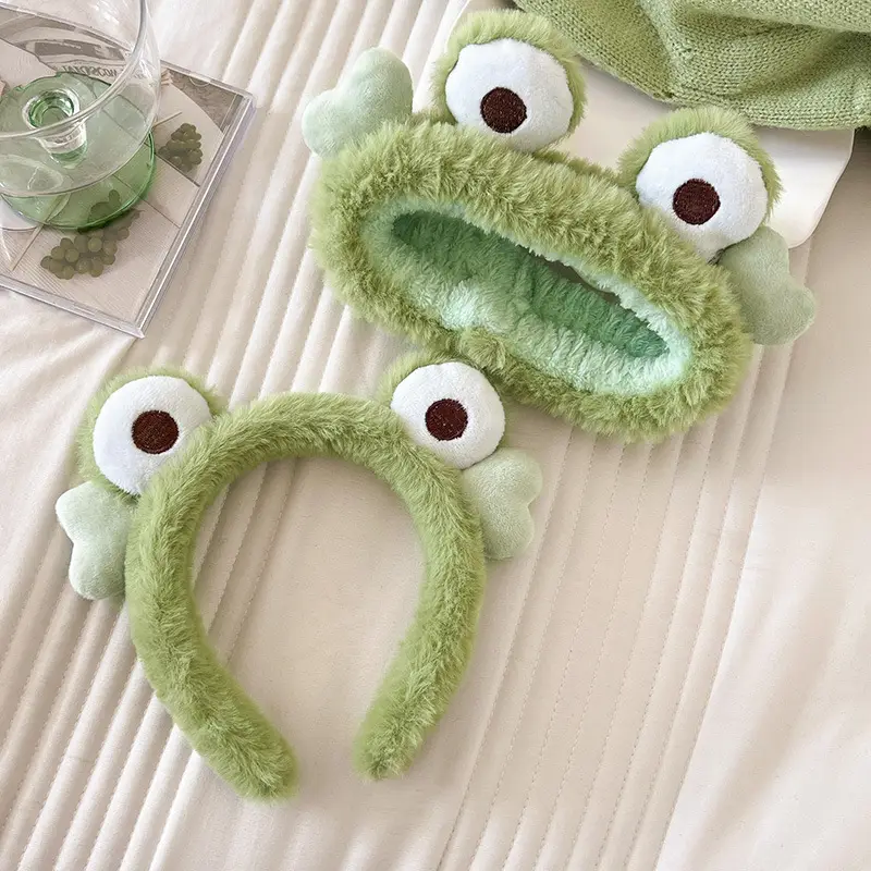 Pink Bear Face Wash Hair Hoop Women's Plush Set - Image 21