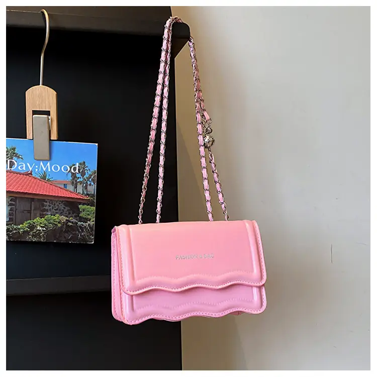 Pink Wave Chain Crossbody Bag for Women 2023 — feature 28