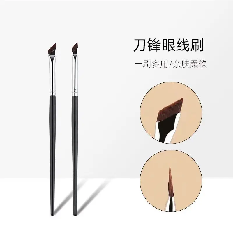 192 Sickle Eyeliner Brush Oblique Angle Blade — feature 40