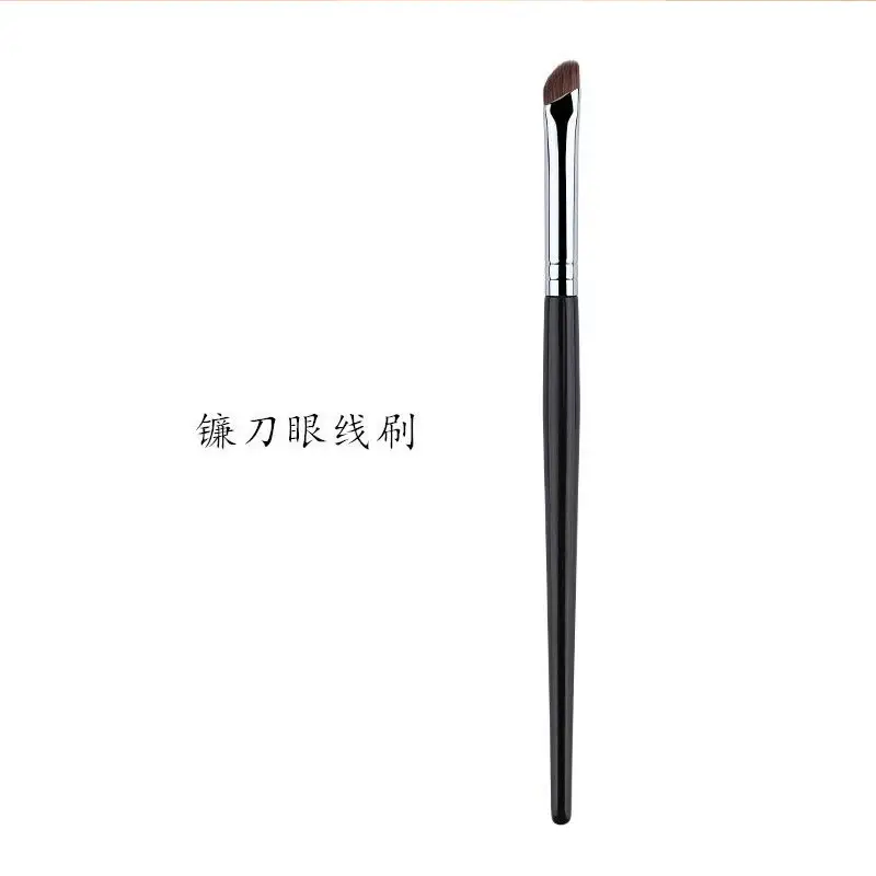 192 Sickle Eyeliner Brush Oblique Angle Blade — feature 50