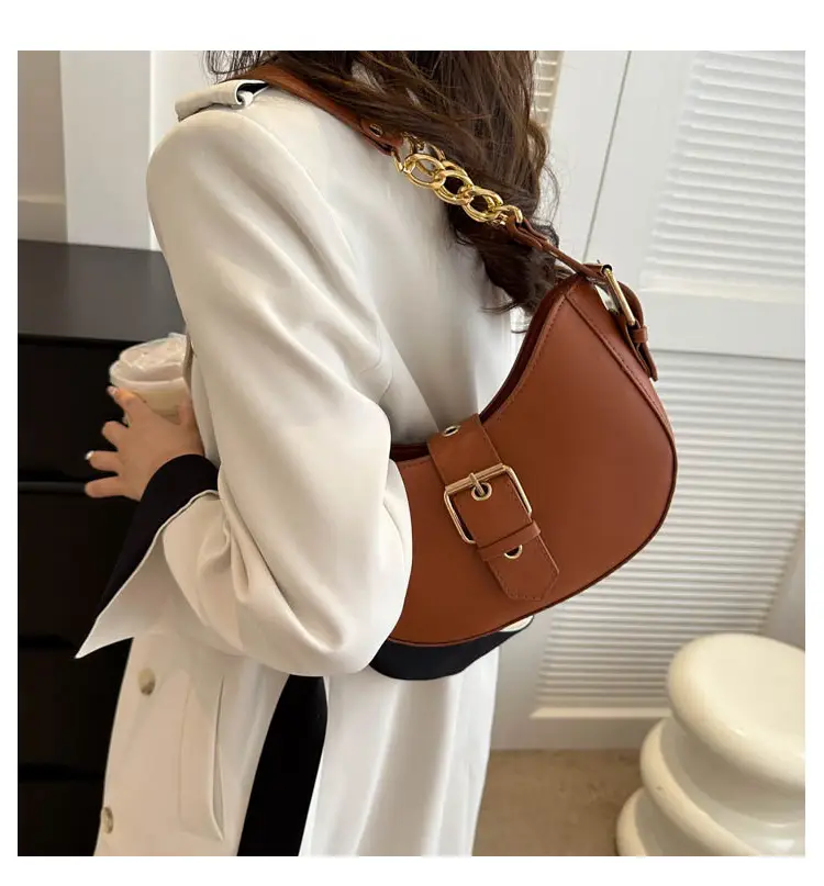 Retro Chain Shoulder Bag Women 2023 Autumn — feature 15