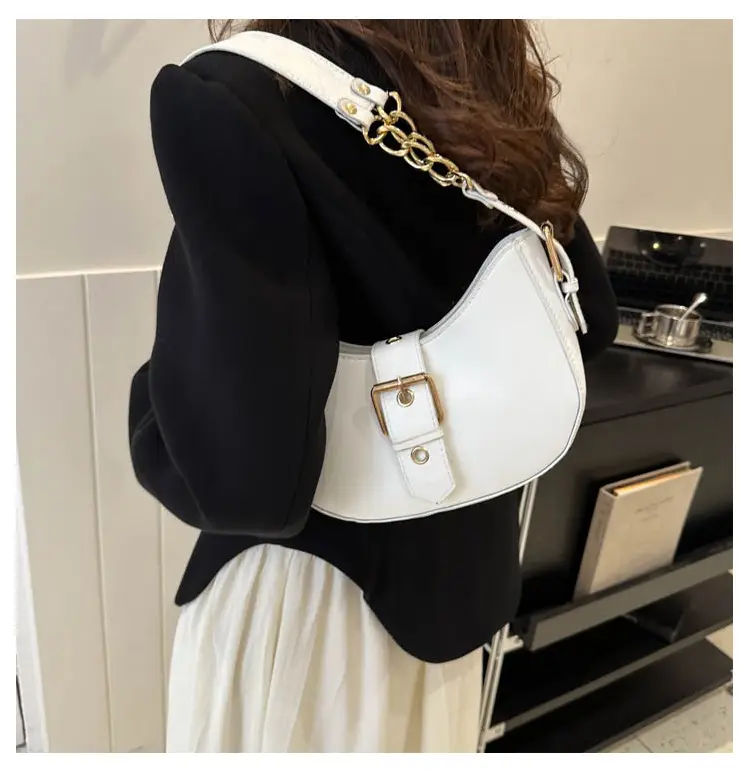 Retro Chain Shoulder Bag Women 2023 Autumn — feature 21