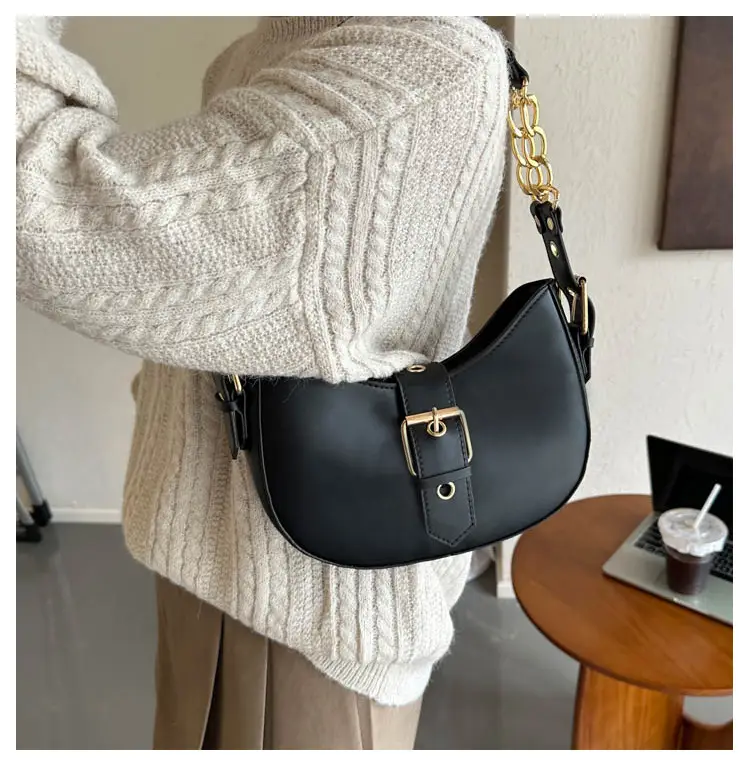 Retro Chain Shoulder Bag Women 2023 Autumn — feature 9