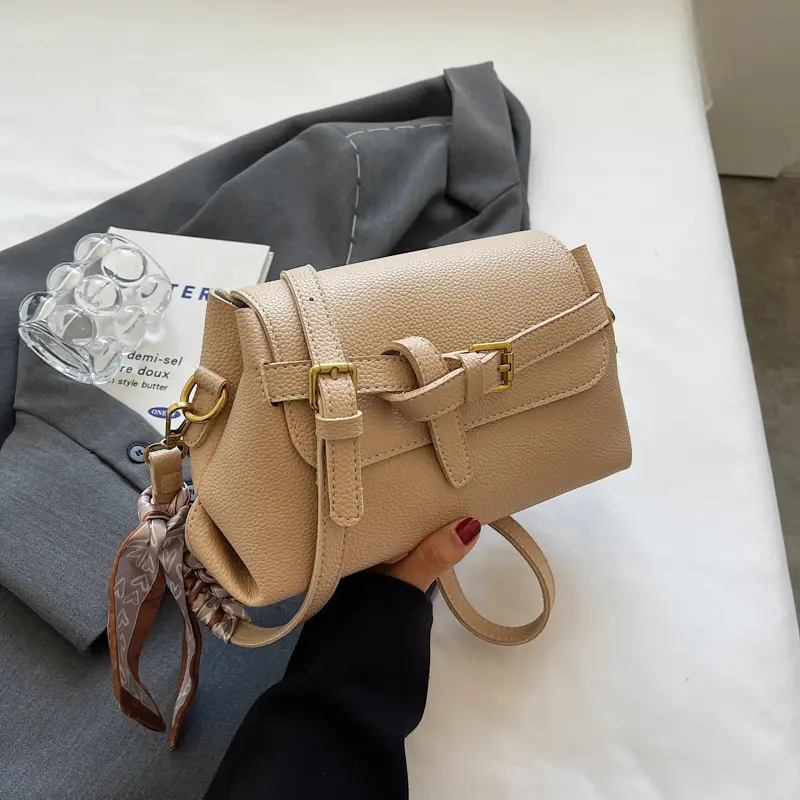 Black Leather Shoulder Messenger Bag for Women 2023