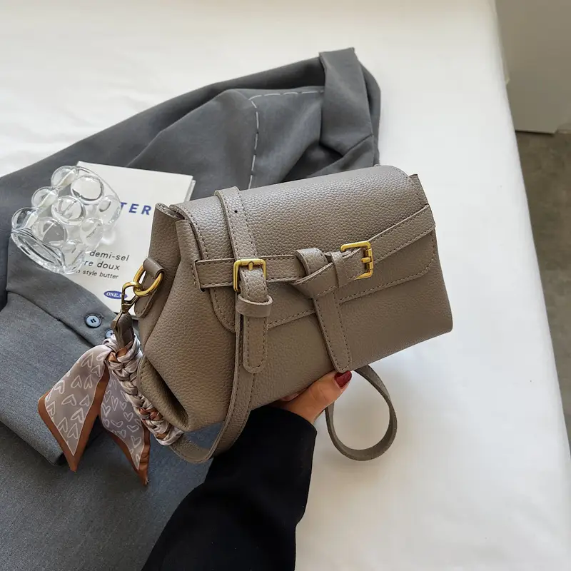 Black Leather Shoulder Messenger Bag for Women 2023