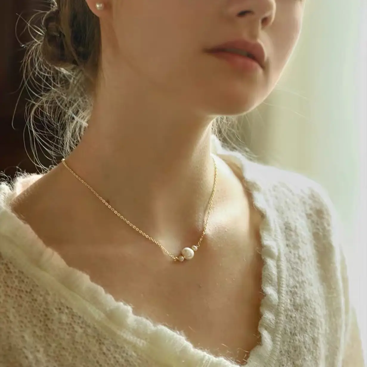 Natural Pearl Necklace for Women Light Luxury Clavicle Chain