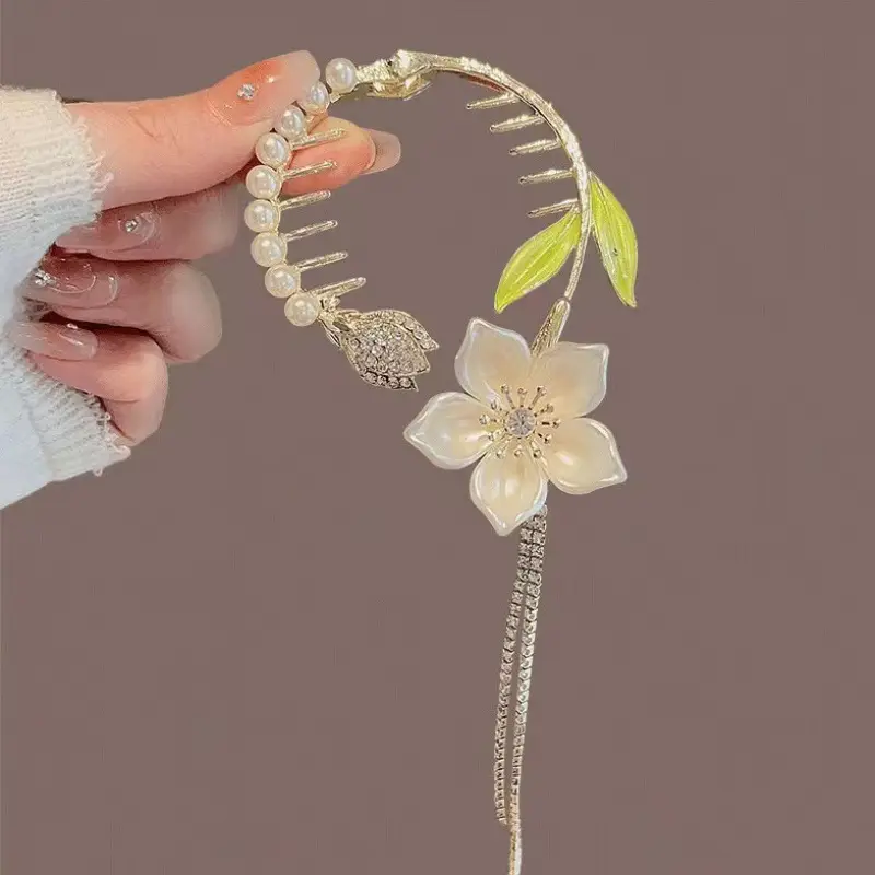 J30 lily tassel