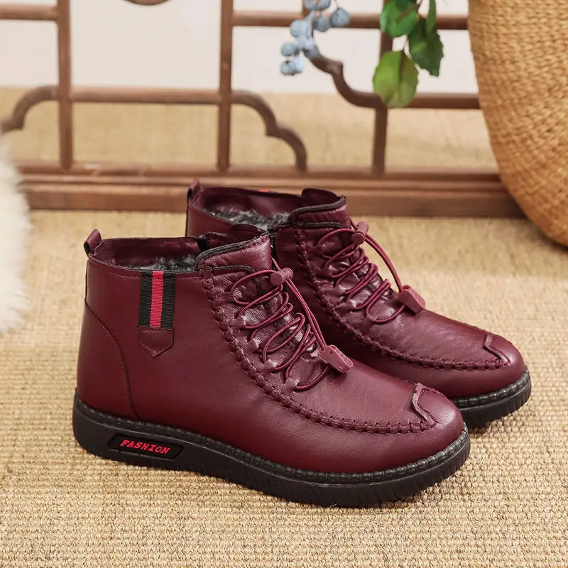 Women's Fleece-Lined Snow Boots Maroon Winter