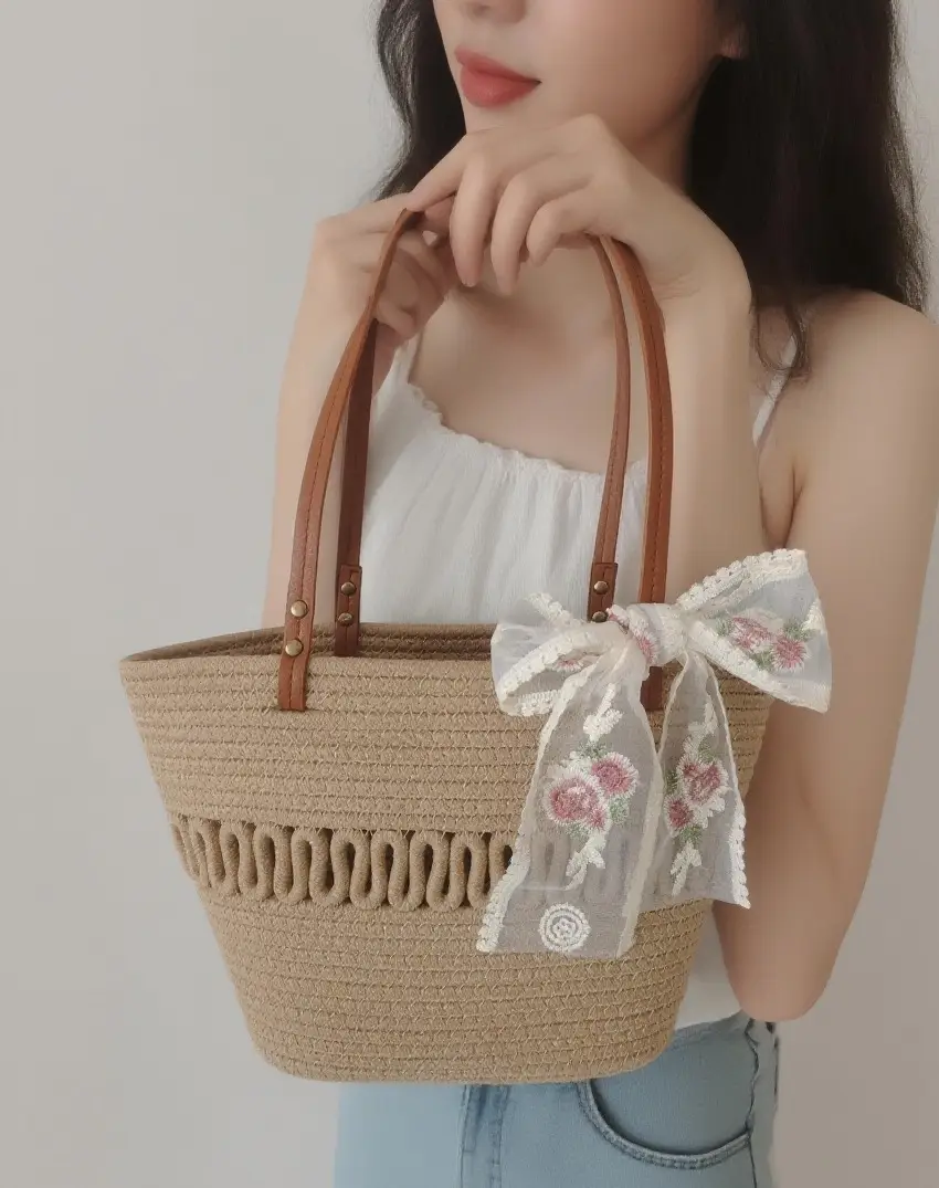 Trendy Minimalist Handheld Basket Bag for Women - Image 19