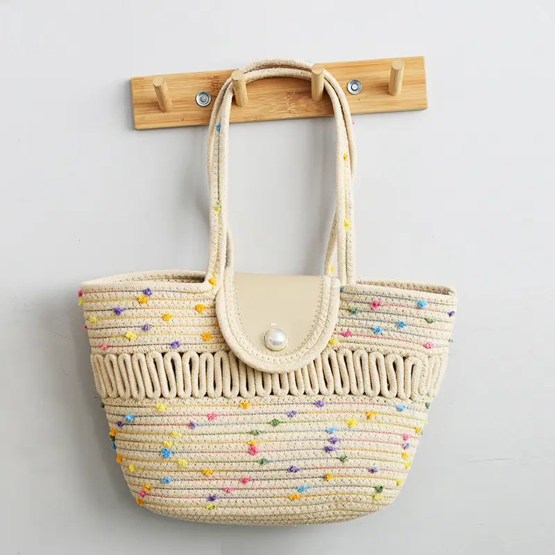 Trendy Minimalist Handheld Basket Bag for Women - Image 11