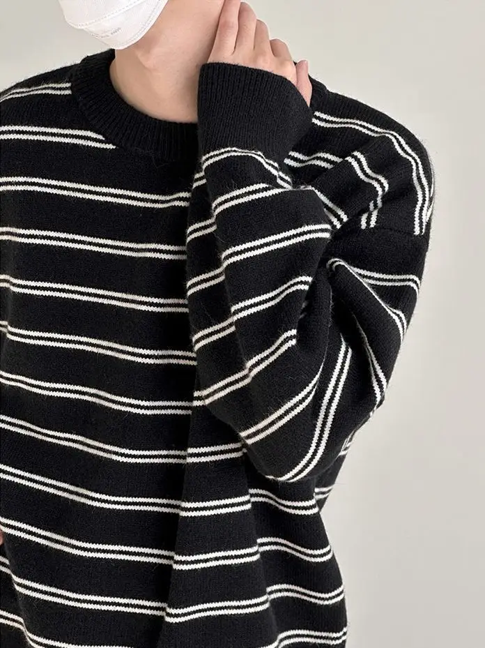 Korean Style Striped Crewneck Sweater for Boys - Image 4