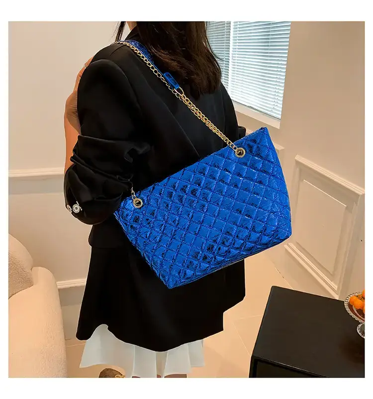 Glossy Rhombus Embroidery Tote Bag Pink 2023 — feature 15