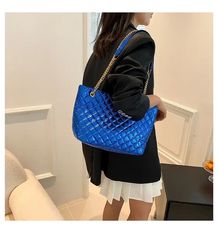 Glossy Rhombus Embroidery Tote Bag Pink 2023 — feature 16