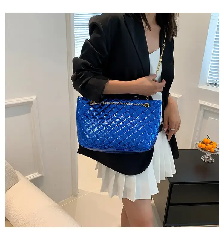 Glossy Rhombus Embroidery Tote Bag Pink 2023 — feature 17