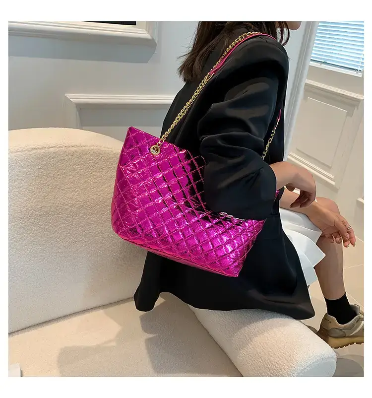 Glossy Rhombus Embroidery Tote Bag Pink 2023 — feature 20