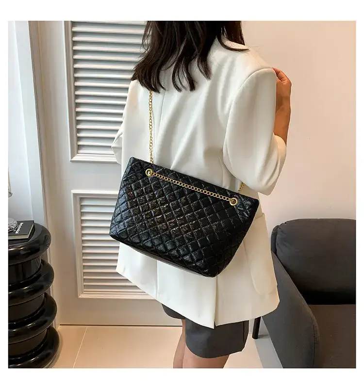 Glossy Rhombus Embroidery Tote Bag Pink 2023 — feature 23