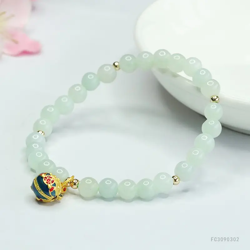 Guan Yu Jadeite Bracelet with Gold Beast Beads — feature 9