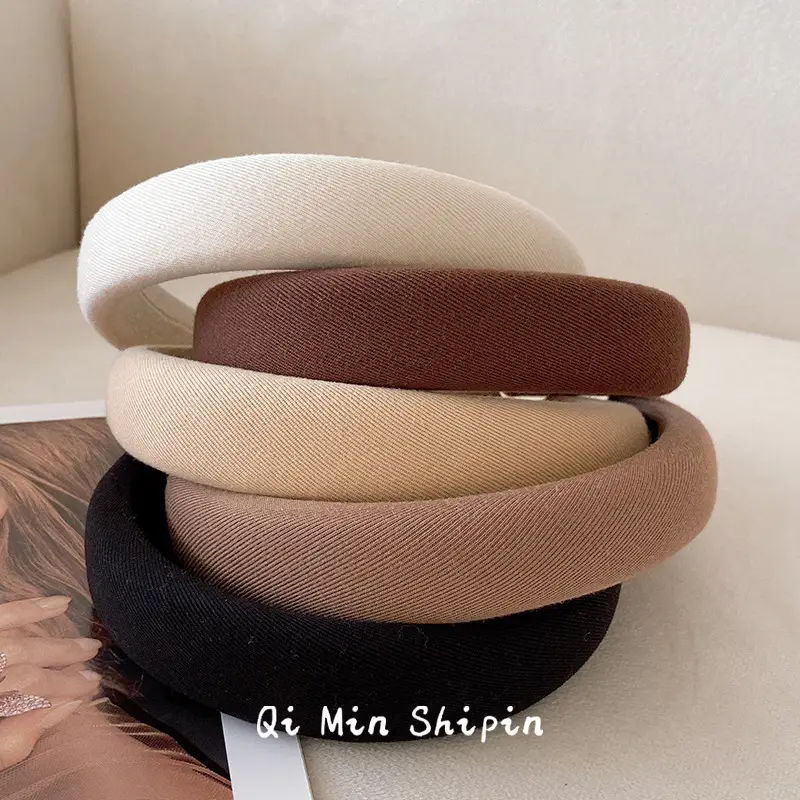 Black Retro Cranial Top Headband for Women - Image 3