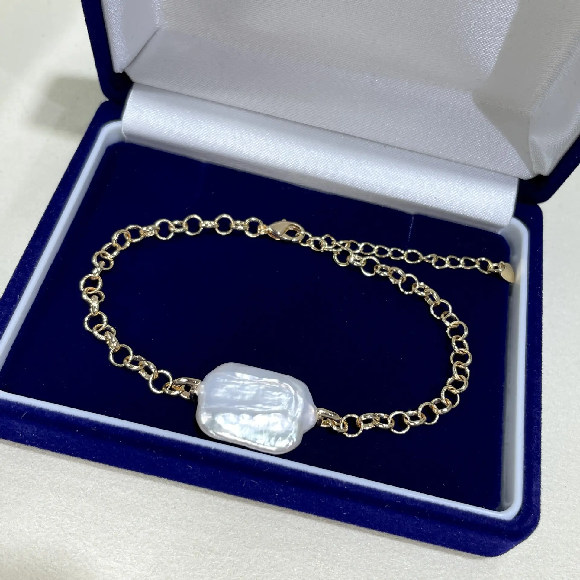 18k Gold Pearl Bracelet Women's Light Luxury Cold Style - Image 4