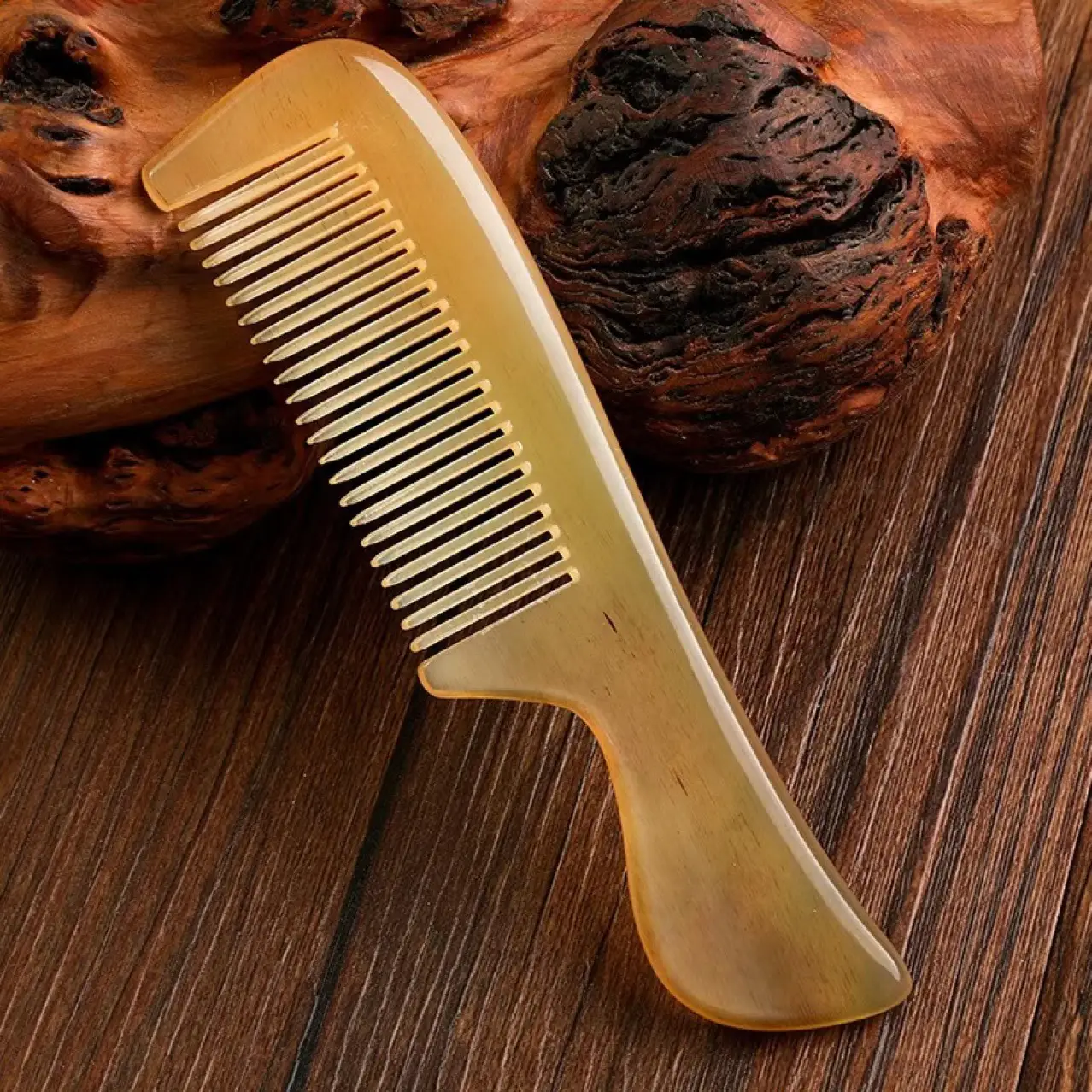 Medium Yellow Horn Comb for 16 Months Massage - Image 2