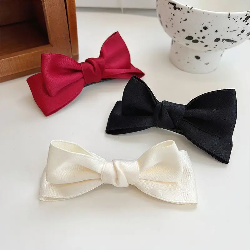 Black 3D Bow Hairpin for Women - Image 8