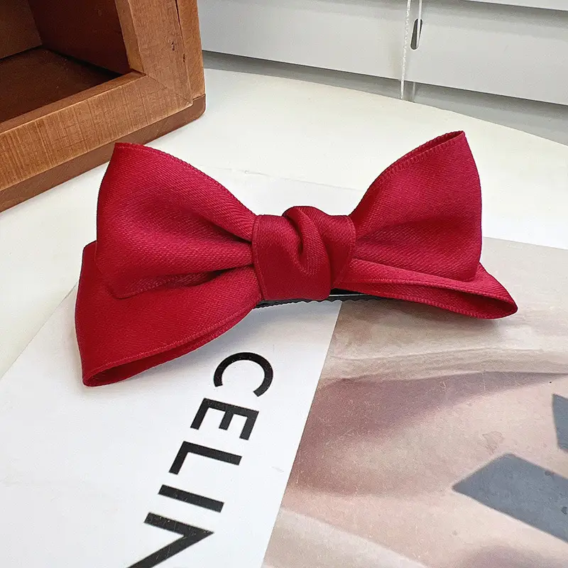 Black 3D Bow Hairpin for Women - Image 3