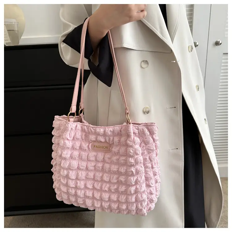 Black Korean Style Pleated Shoulder Bag for Women — feature 13
