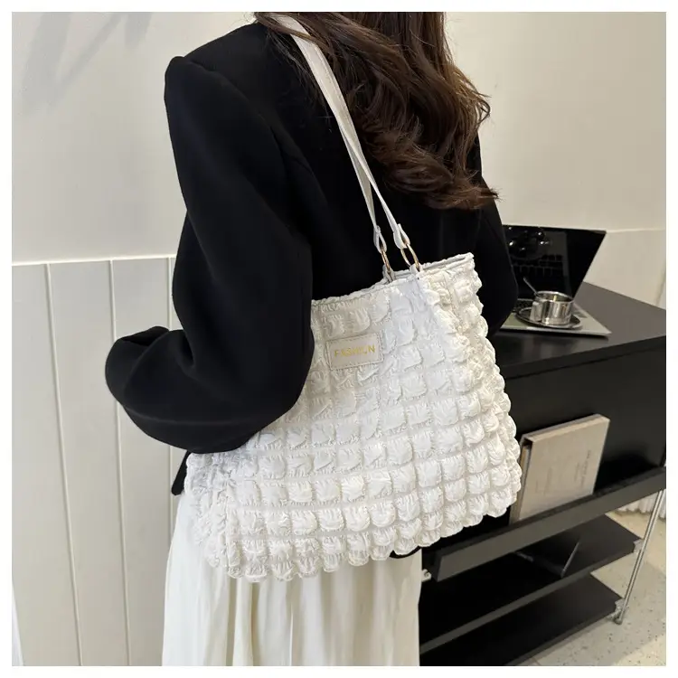 Black Korean Style Pleated Shoulder Bag for Women — feature 28