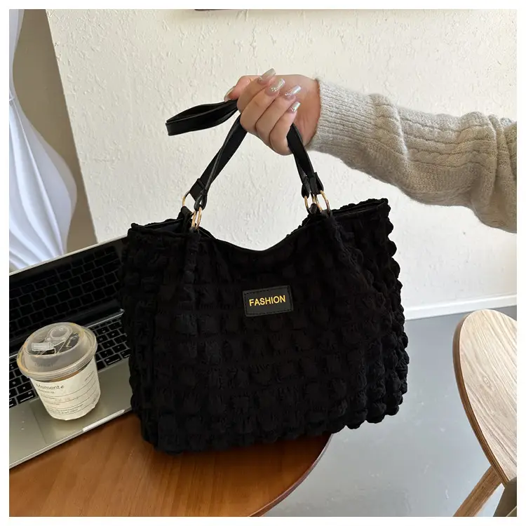 Black Korean Style Pleated Shoulder Bag for Women — feature 8