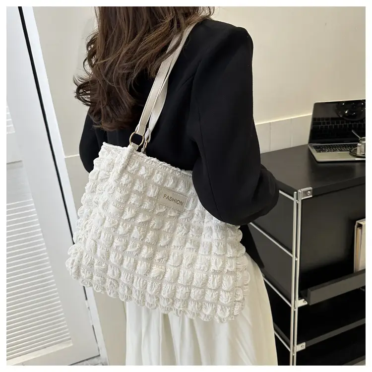 Purple Pleated Shoulder Bag for Women 2023 — feature 17