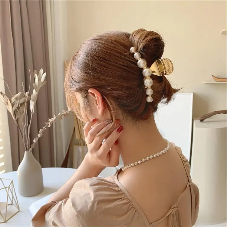 Gold Pearl Hairpin for Women Large Clip — feature 10
