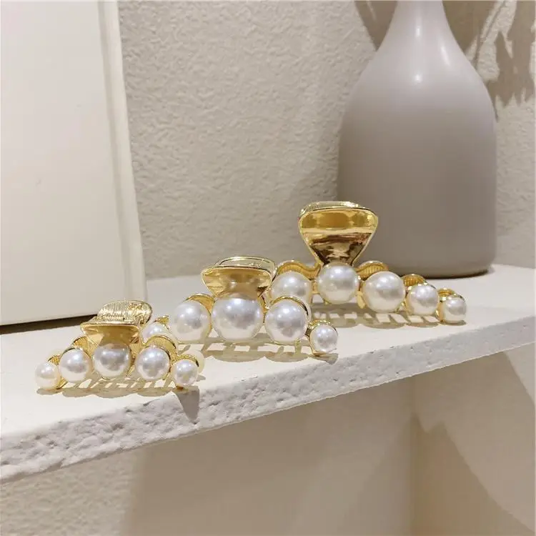 Gold Pearl Hairpin for Women Large Clip — feature 2