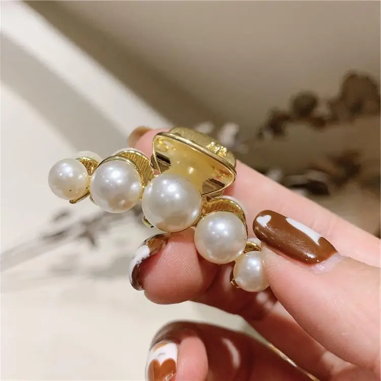 Gold Pearl Hairpin for Women Large Clip — feature 21