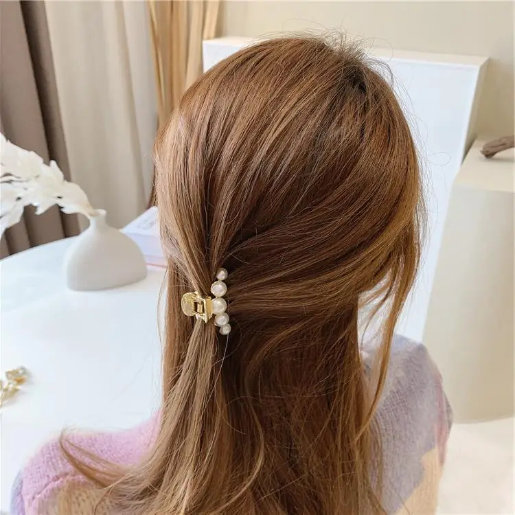 Gold Pearl Hairpin for Women Large Clip — feature 24