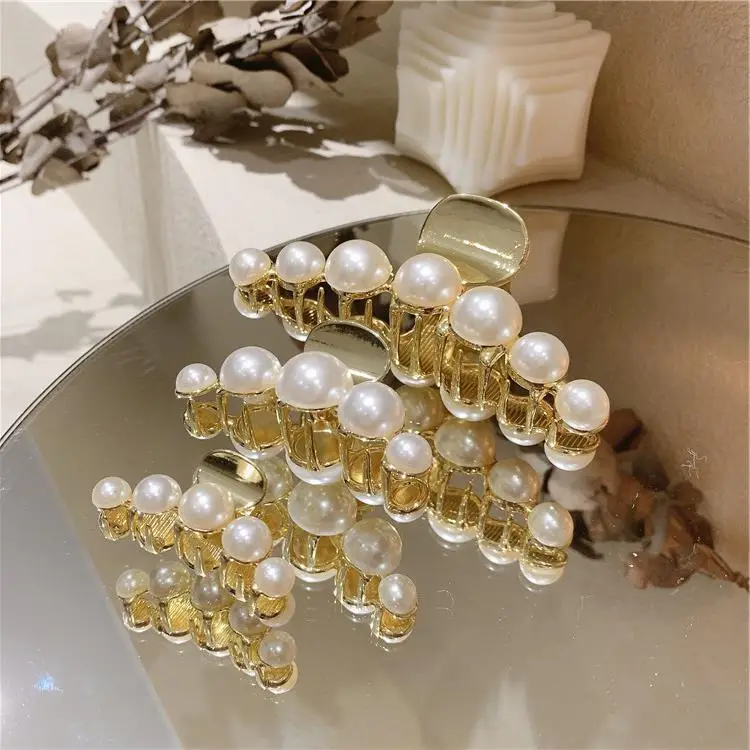 Gold Pearl Hairpin for Women Large Clip — feature 4
