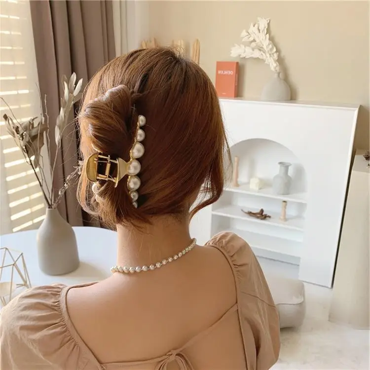 Gold Pearl Hairpin for Women Large Clip — feature 7