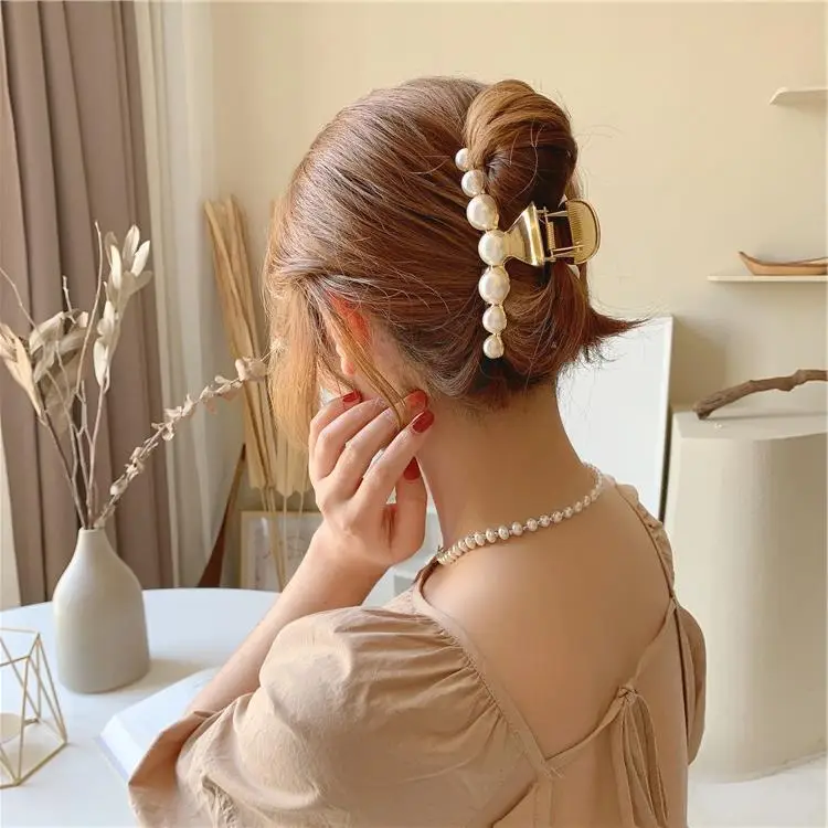 Gold Pearl Hairpin for Women Large Clip — feature 9